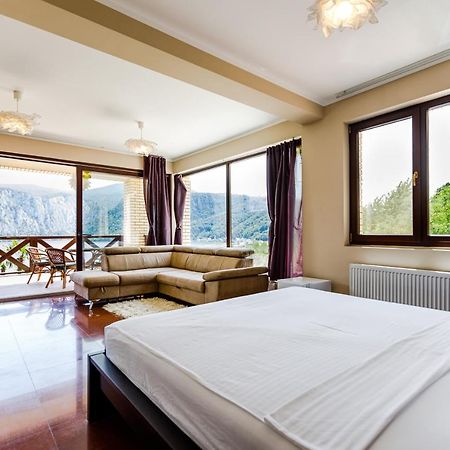 Rex Infinity View 4* Cazanele Dunarii Дубова Экстерьер фото