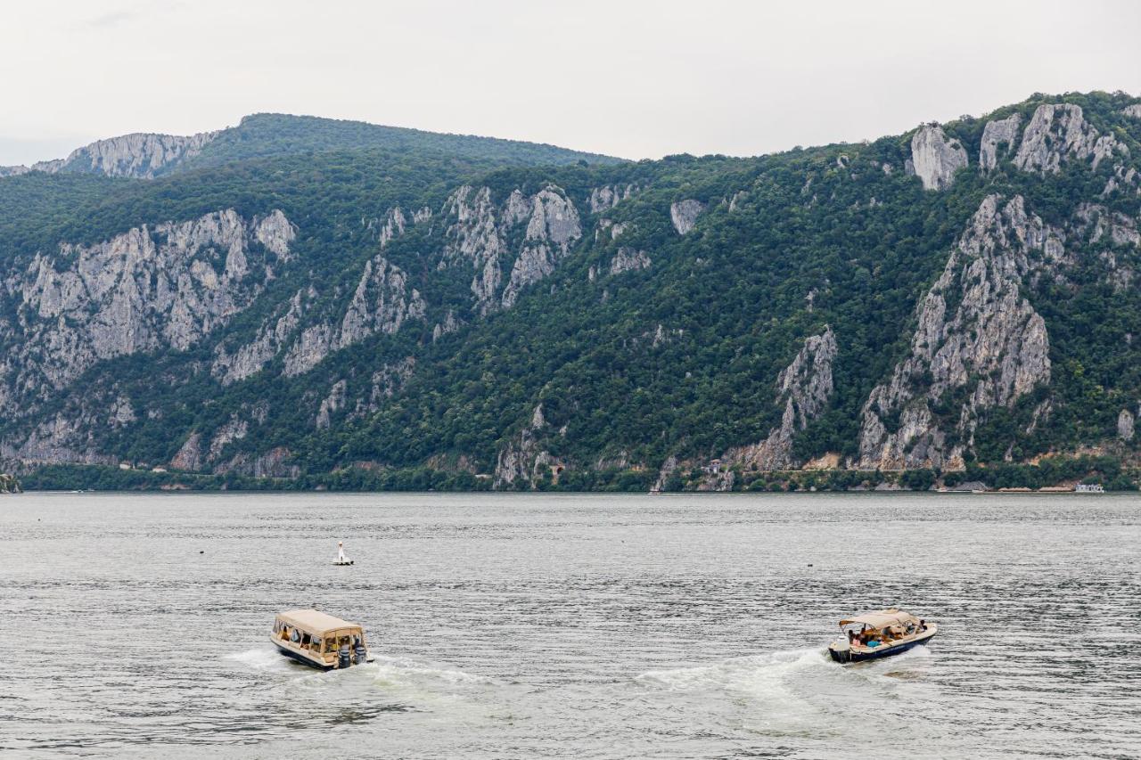 Rex Infinity View 4* Cazanele Dunarii Дубова Экстерьер фото