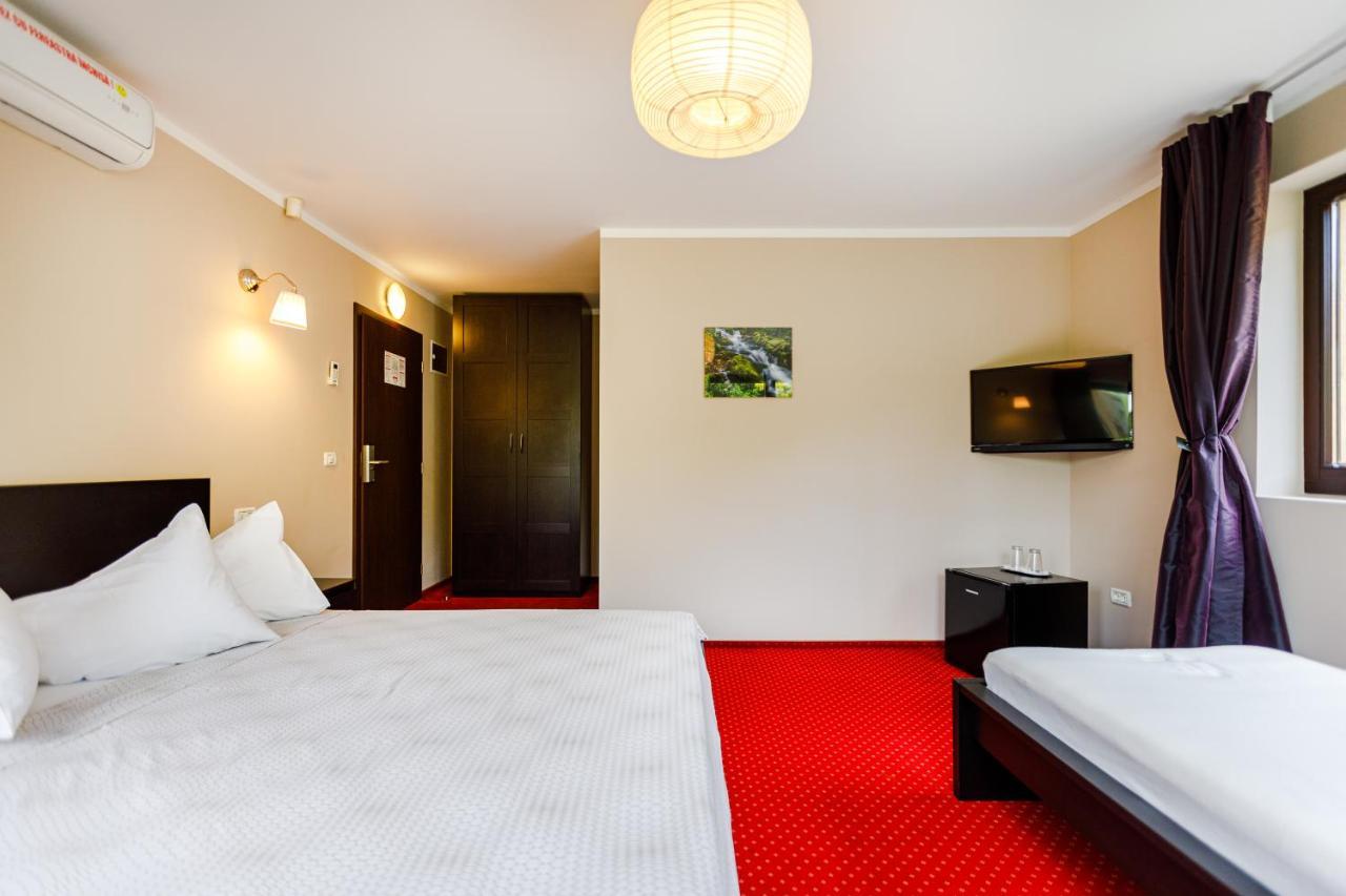 Rex Infinity View 4* Cazanele Dunarii Дубова Экстерьер фото