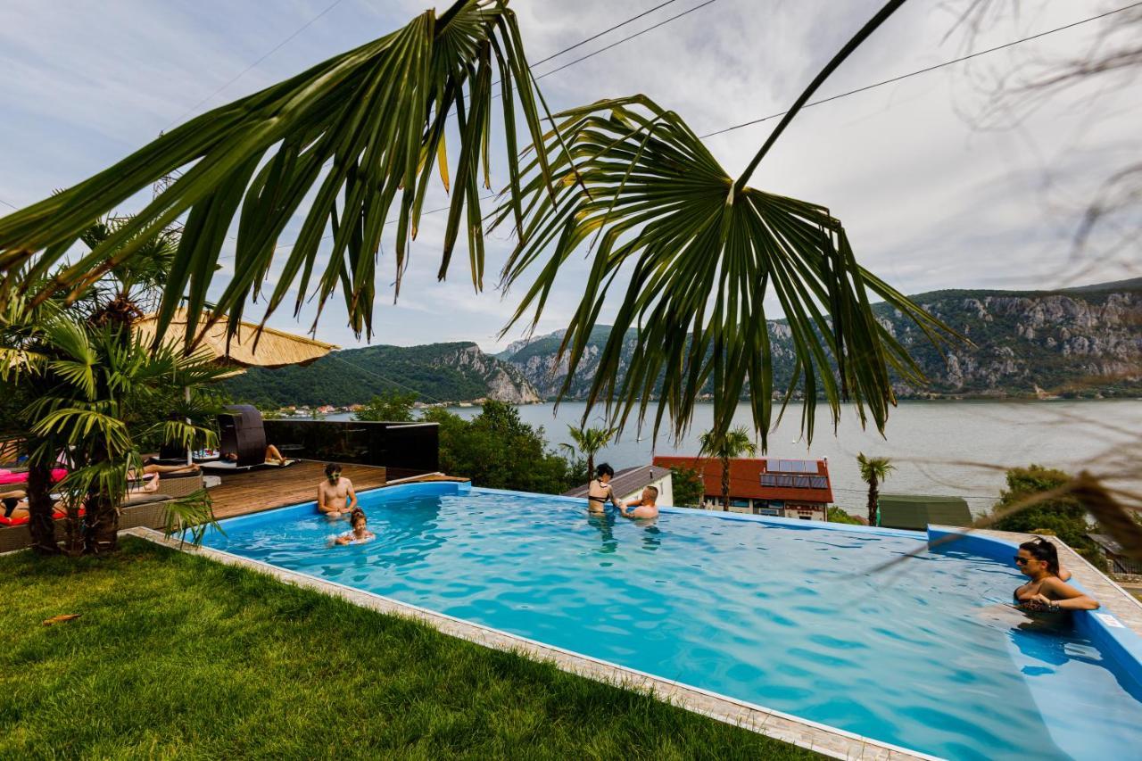 Rex Infinity View 4* Cazanele Dunarii Дубова Экстерьер фото