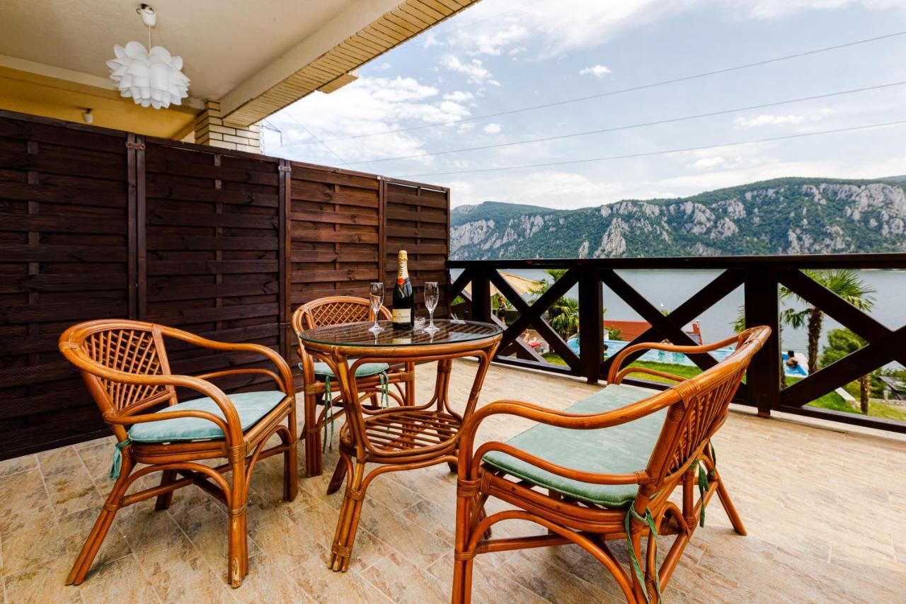 Rex Infinity View 4* Cazanele Dunarii Дубова Экстерьер фото