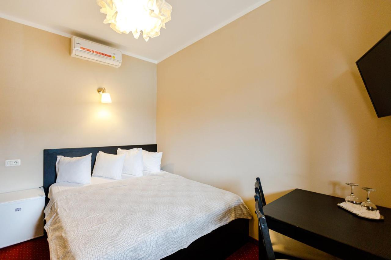 Rex Infinity View 4* Cazanele Dunarii Дубова Экстерьер фото