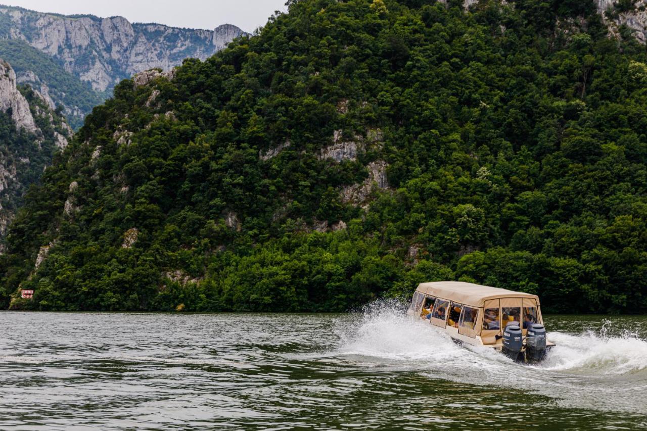 Rex Infinity View 4* Cazanele Dunarii Дубова Экстерьер фото
